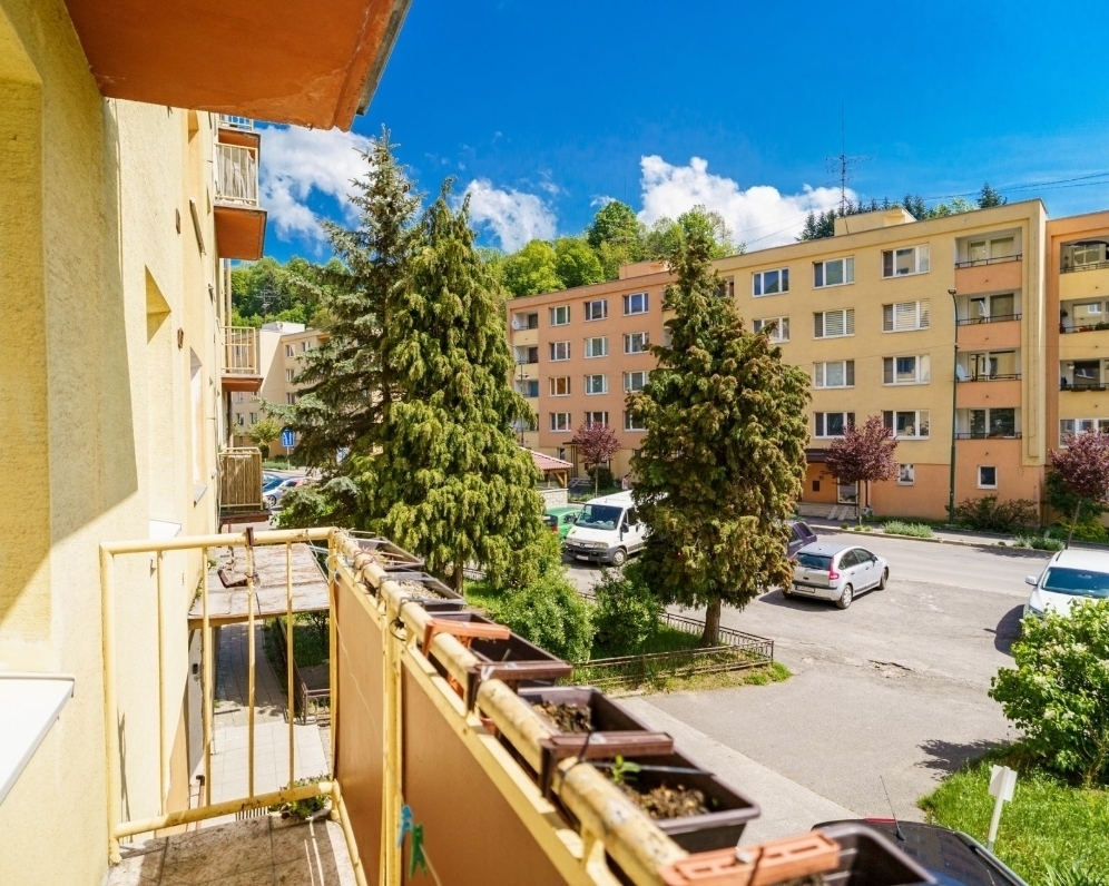3 izbový byt, v blízkosti centre mesta Banská Štiavnica.