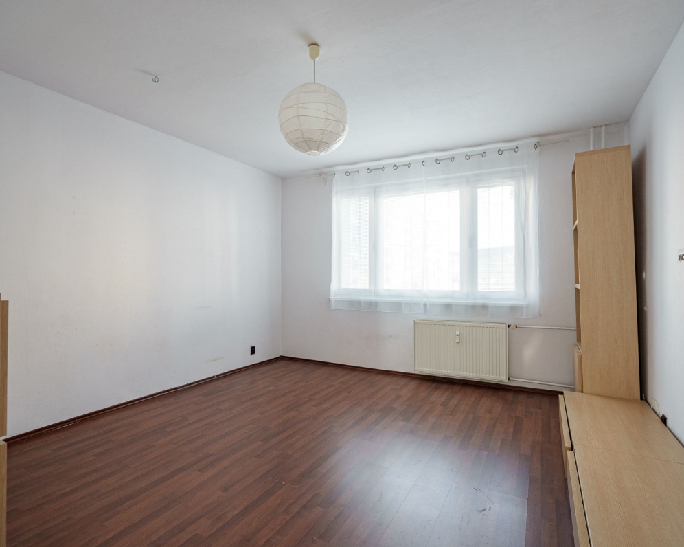 2 izbový byt po čiastočnej rekonštrukcií, v Žiari nad Hronom.